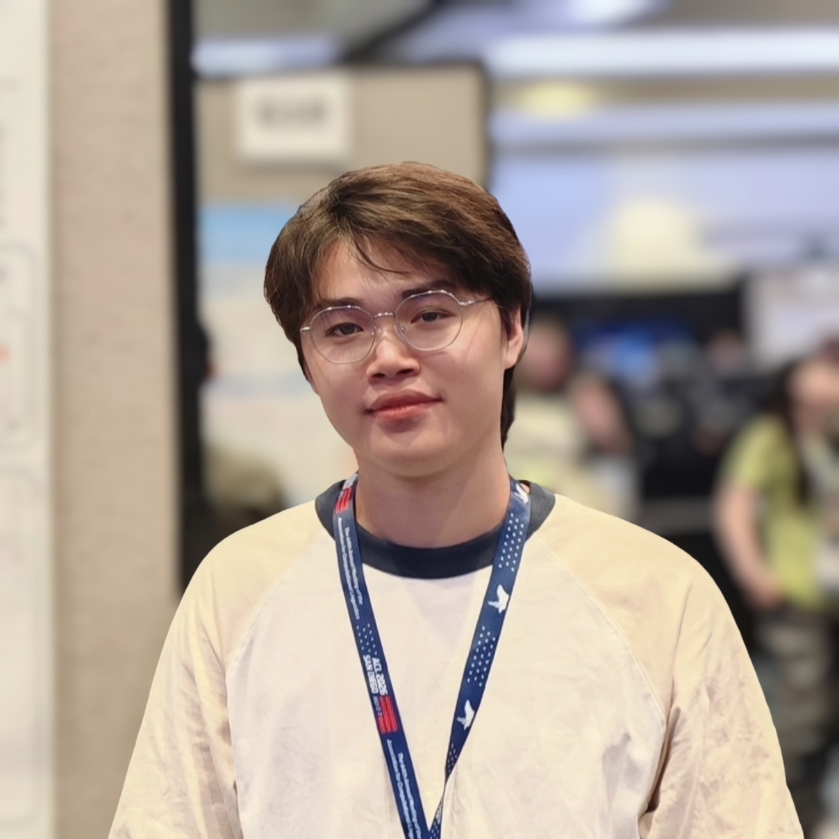 Yilong Liu (刘一龙)